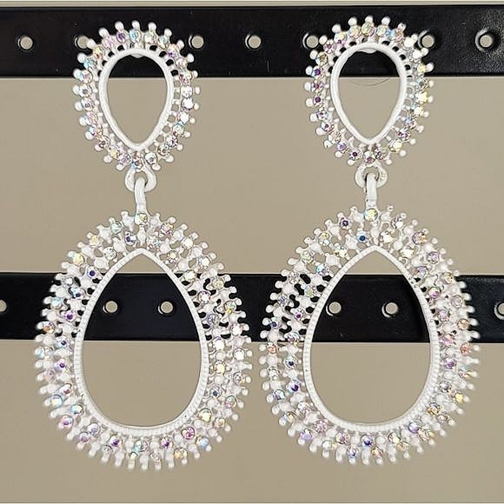 White Earrings Double Teardrop #0062